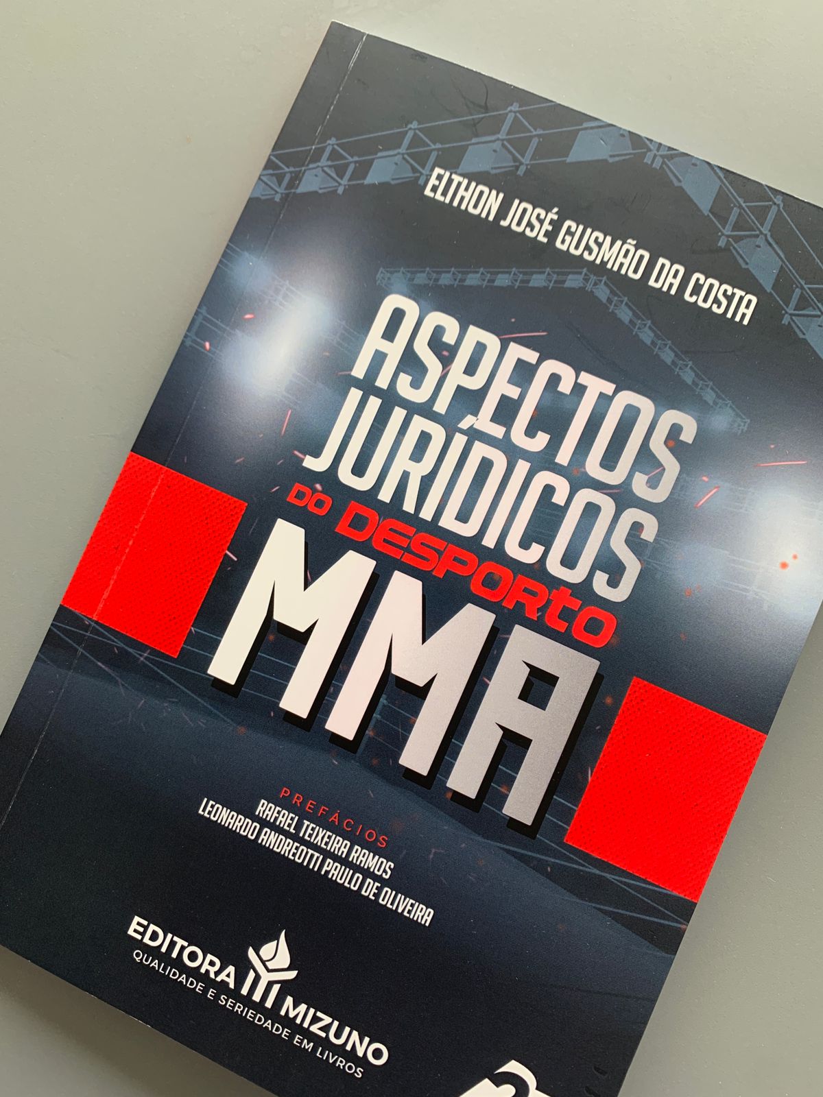 esportedasletras traz livro que mergulha nos aspectos jurídicos do MMA -  Lei em Campo